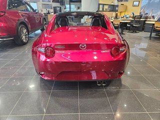 2023 Mazda MX-5 RF GS-P
