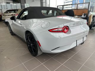 Mazda MX-5  2024