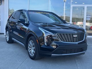 2022 Cadillac XT4 AWD Premium Luxury in Edmundston, New Brunswick - 2 - w320h240px