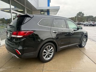 2017 Hyundai Santa Fe XL Premium in Edmundston, New Brunswick - 5 - w320h240px