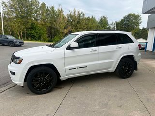2020 Jeep Grand Cherokee Altitude in Edmundston, New Brunswick - 4 - w320h240px