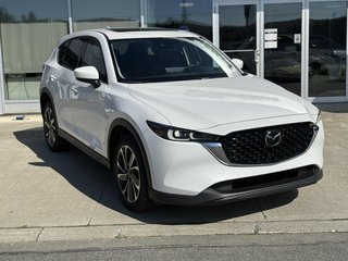 Mazda CX-5  2023 à Edmundston, Nouveau-Brunswick - 2 - w320h240px