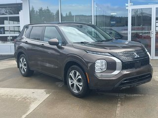 Mitsubishi Outlander ES 2022 à Edmundston, Nouveau-Brunswick - 2 - w320h240px