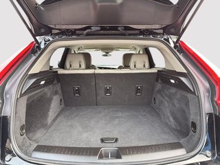 Cadillac XT4 AWD Luxury 2019 à Drummondville, Québec - 6 - w320h240px