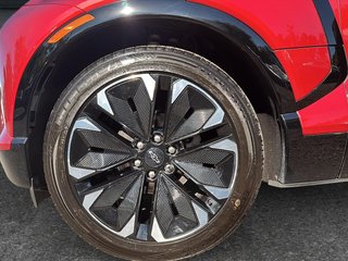 2024 Chevrolet Blazer EV RWD RS in Drummondville, Quebec - 6 - w320h240px
