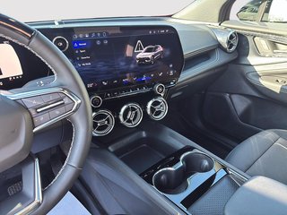 Chevrolet Blazer EV AWD LT 2026 à Drummondville, Québec - 13 - w320h240px