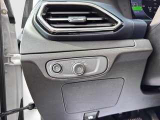 Chevrolet Bolt EUV Premier 2023 à Drummondville, Québec - 11 - w320h240px