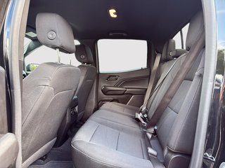 Chevrolet Colorado 4WD Trail Boss 2024 à Drummondville, Québec - 9 - w320h240px