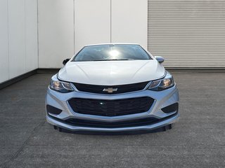 2016 Chevrolet Cruze LT in Drummondville, Quebec - 2 - w320h240px