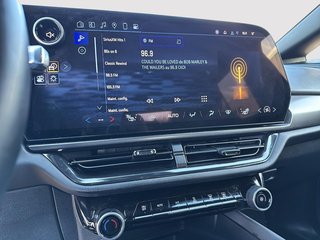 Chevrolet Equinox EV RS 2025 à Drummondville, Québec - 16 - w320h240px