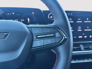 Chevrolet Equinox EV RS 2026 à Drummondville, Québec - 16 - w320h240px