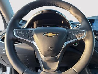 2023 Chevrolet Malibu 2LT in Drummondville, Quebec - 14 - w320h240px