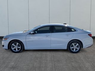 2024 Chevrolet Malibu LS in Drummondville, Quebec - 5 - w320h240px