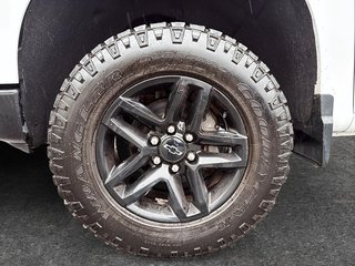 Chevrolet Silverado 1500 Custom Trail Boss 2022 à Drummondville, Québec - 6 - w320h240px