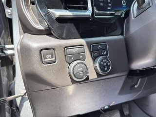 Chevrolet Silverado 1500 RST 2024 à Drummondville, Québec - 12 - w320h240px