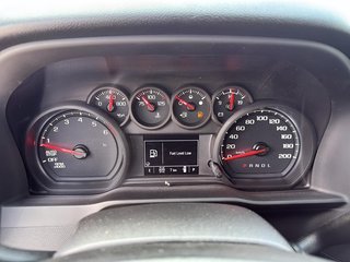 Chevrolet Silverado 1500 WT 2026 à Drummondville, Québec - 12 - w320h240px