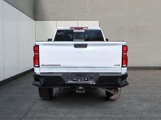 2026 Chevrolet SILVERADO 2500 4RM LTZ CREW in Drummondville, Quebec - 3 - w320h240px