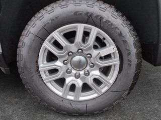 Chevrolet Silverado 2500 HD LT 2026 à Drummondville, Québec - 6 - w320h240px