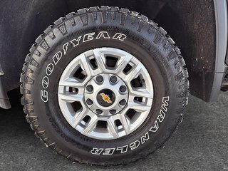 Chevrolet Silverado 2500HD LT 2023 à Drummondville, Québec - 6 - w320h240px
