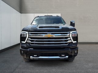 2026 Chevrolet Silverado 3500 HD HIGH COUNTRY DRW in Drummondville, Quebec - 2 - w320h240px