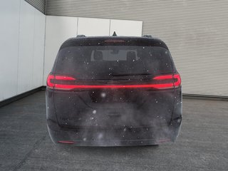 2024 Chrysler Pacifica Touring-L Apparence S Toit-Panoramique in Drummondville, Quebec - 3 - w320h240px