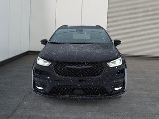 2024 Chrysler Pacifica Touring-L Apparence S Toit-Panoramique in Drummondville, Quebec - 2 - w320h240px