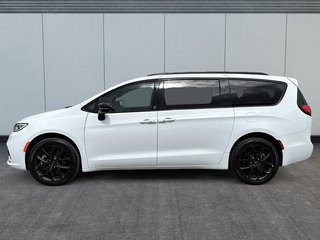 2024 Chrysler Pacifica Limited S Apparence AWD in Drummondville, Quebec - 5 - w320h240px
