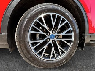 2022 Ford Escape Titanium Plug-In Hybrid in Drummondville, Quebec - 6 - w320h240px