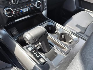 Ford F-150 LARIAT 2025 à Drummondville, Québec - 18 - w320h240px