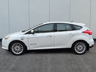 Ford Focus electric BASE 2016 à Drummondville, Québec - 5 - w320h240px