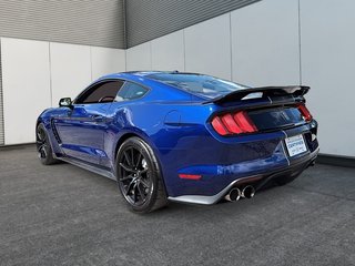 2016 Ford Mustang GT350 SHELBY in Drummondville, Quebec - 4 - w320h240px