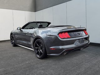 2020 Ford Mustang in Drummondville, Quebec - 3 - w320h240px
