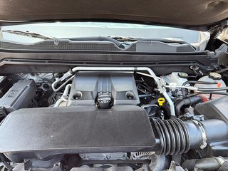 2023 GMC Canyon Denali in Drummondville, Quebec - 6 - w320h240px