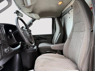 2018 GMC Savana Commercial Cutaway TRONQUÉ in Drummondville, Quebec - 5 - w320h240px