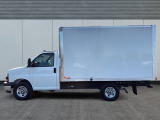 GMC Savana Commercial Cutaway  2025 à Drummondville, Québec - 5 - w320h240px