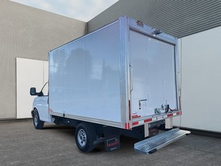 GMC Savana Commercial Cutaway  2025 à Drummondville, Québec - 4 - w320h240px