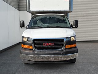 GMC Savana Commercial Cutaway  2025 à Drummondville, Québec - 2 - w320h240px
