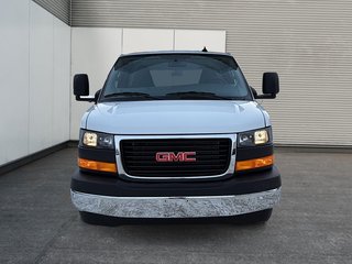 GMC Savana Commercial Cutaway  2025 à Drummondville, Québec - 2 - w320h240px