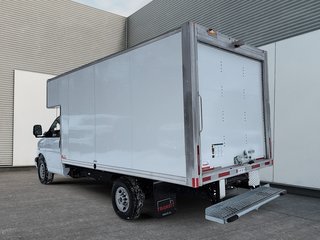 GMC Savana Commercial Cutaway  2025 à Drummondville, Québec - 4 - w320h240px