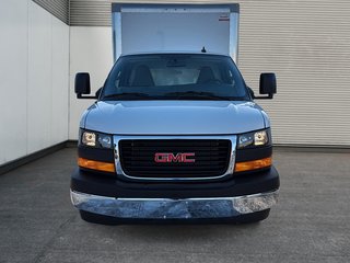 2025 GMC Savana Commercial Cutaway in Drummondville, Quebec - 2 - w320h240px