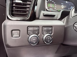 2023 GMC Sierra 1500 AT4X in Drummondville, Quebec - 12 - w320h240px