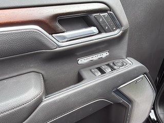 GMC Sierra 1500 DENALI 2026 à Drummondville, Québec - 10 - w320h240px