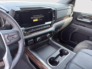2026 GMC Sierra 3500 HD SLE DRW in Drummondville, Quebec - 13 - w320h240px
