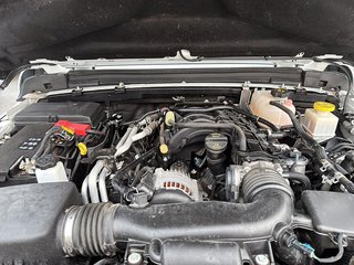 2021 Jeep Gladiator Mojave in Drummondville, Quebec - 6 - w320h240px