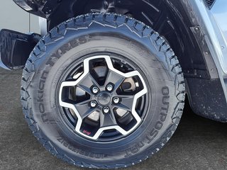 2021 Jeep Gladiator Rubicon in Drummondville, Quebec - 6 - w320h240px