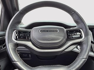 Jeep Grand Wagoneer Series II Obsidian 2023 à Drummondville, Québec - 16 - w320h240px