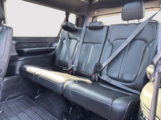 2023 Jeep Wagoneer L Series III in Drummondville, Quebec - 11 - w320h240px