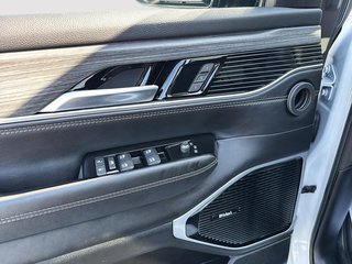 2023 Jeep Wagoneer L Series III in Drummondville, Quebec - 13 - w320h240px