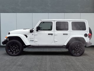 2022 Jeep Wrangler 4xe UNLIMITED SAHARA | TOIT SKY ONE TOUCH in Drummondville, Quebec - 5 - w320h240px