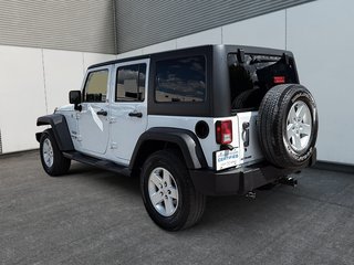 2018 Jeep WRANGLER JK UNLIMITED Sport in Drummondville, Quebec - 4 - w320h240px